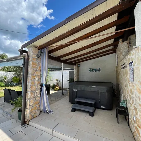 Netto With Private Pool And Jacuzzi *